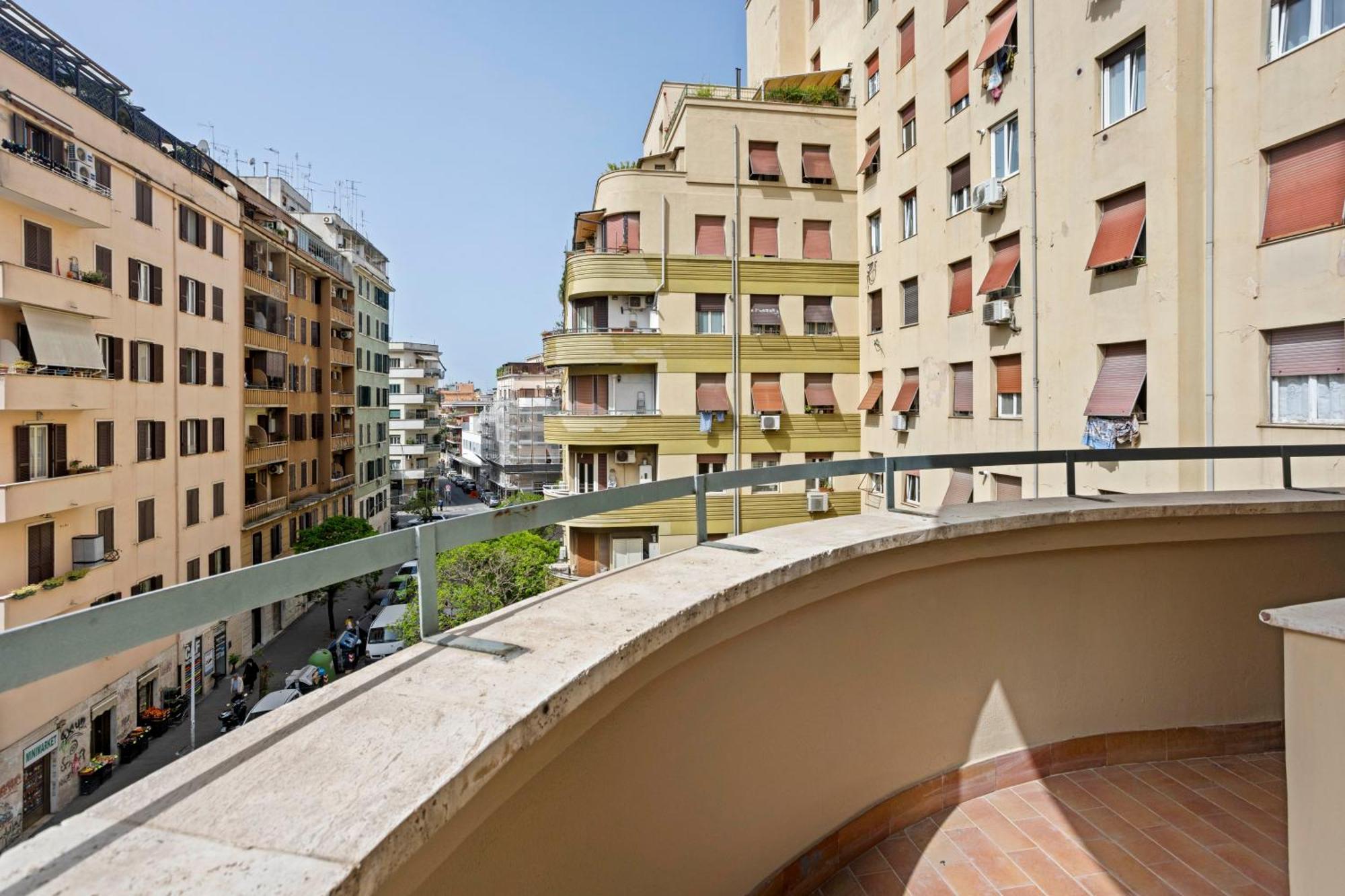 Appio Grand Apartment - S. Giovanni Рим Екстериор снимка