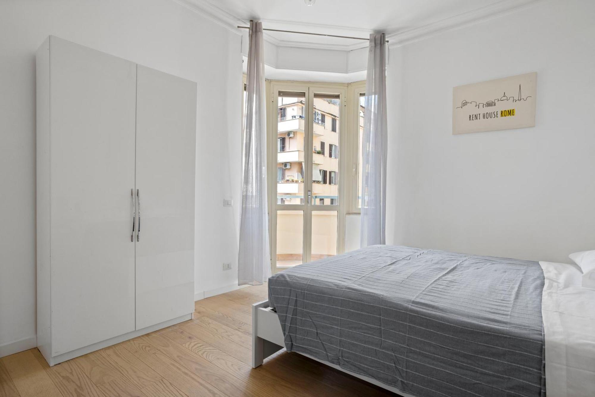 Appio Grand Apartment - S. Giovanni Рим Екстериор снимка