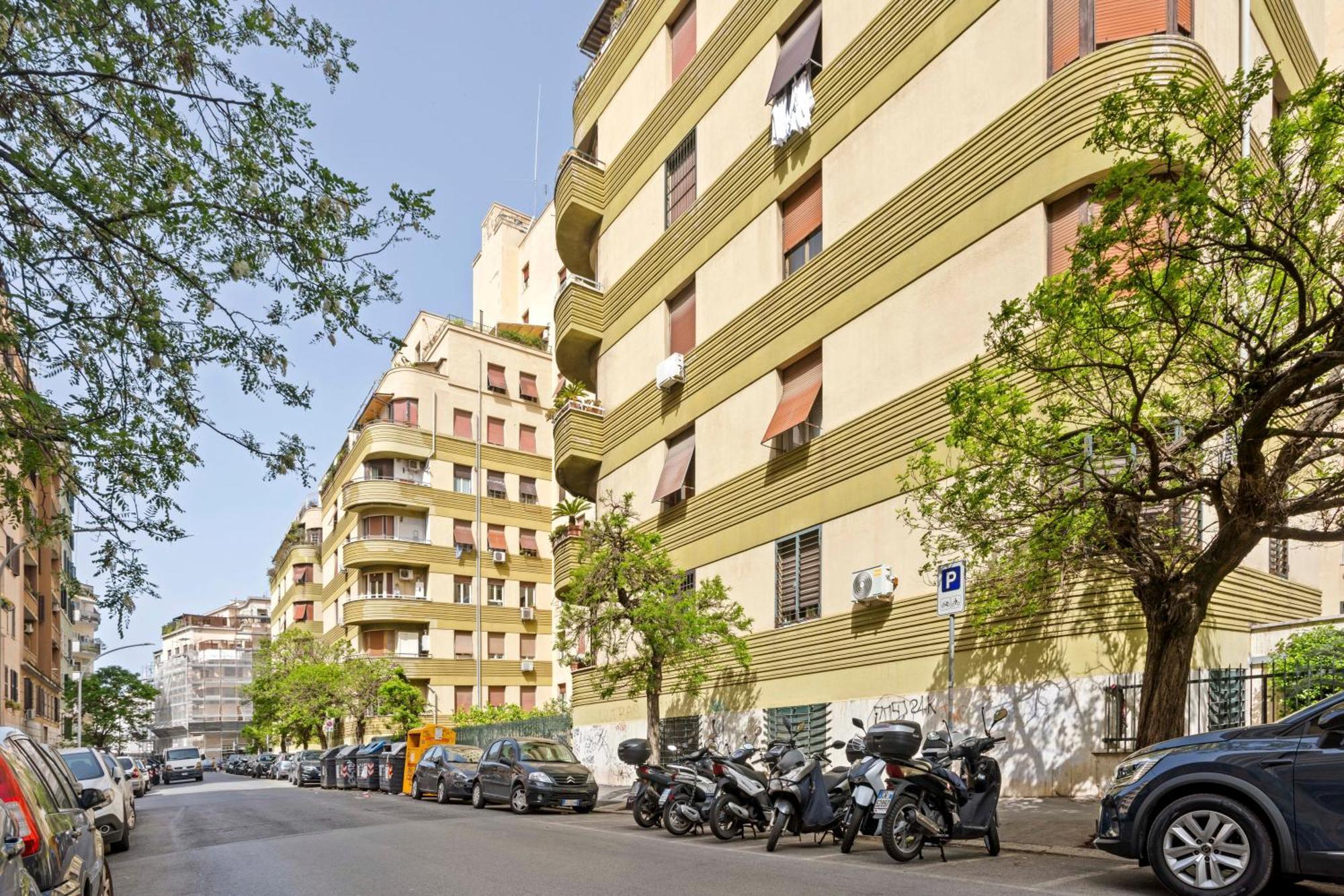 Appio Grand Apartment - S. Giovanni Рим Екстериор снимка